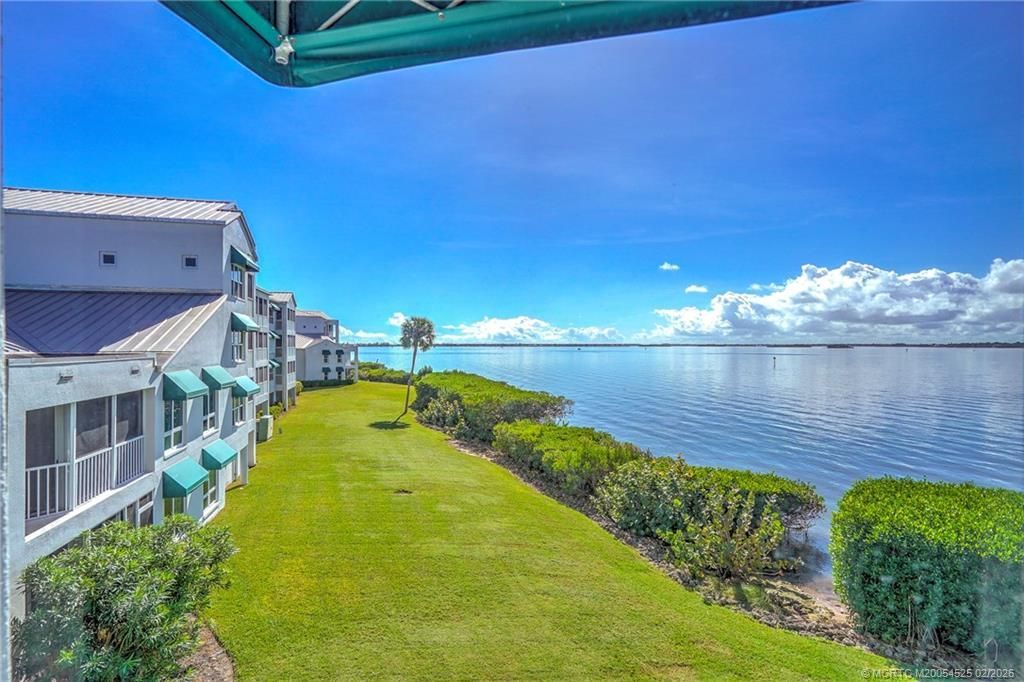184 NE Edgewater Drive, Unit 1206, Stuart, FL 34996 Photo