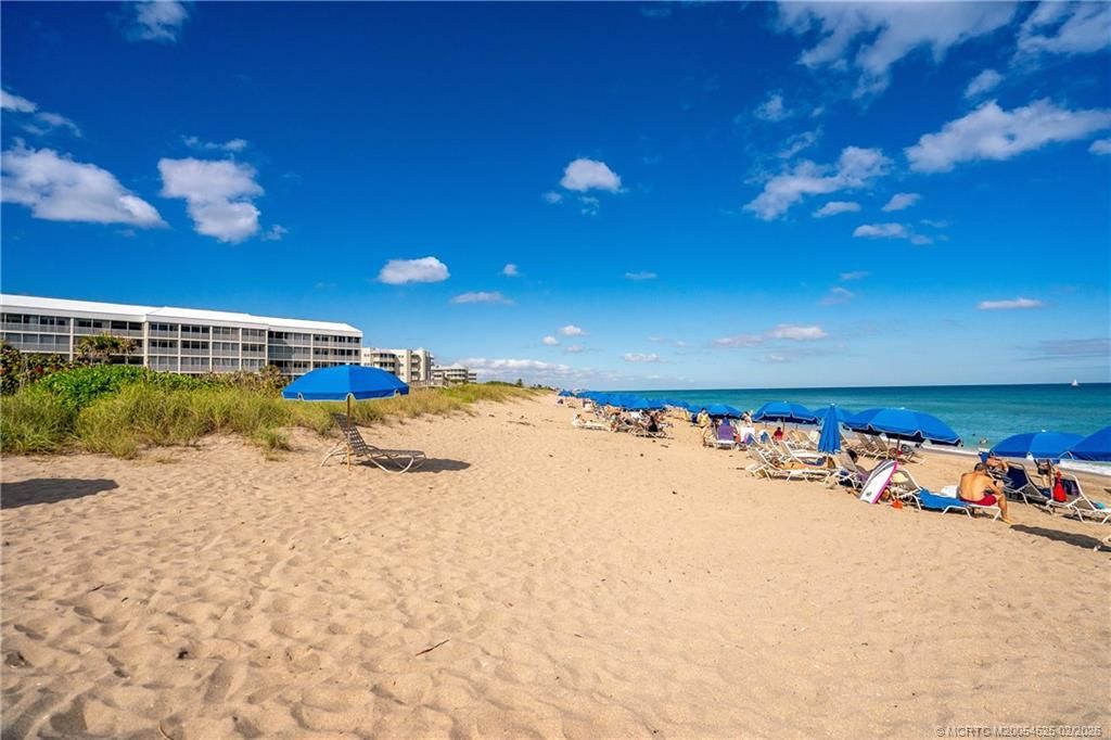 184 NE Edgewater Drive, Unit 1206, Stuart, FL 34996 Photo