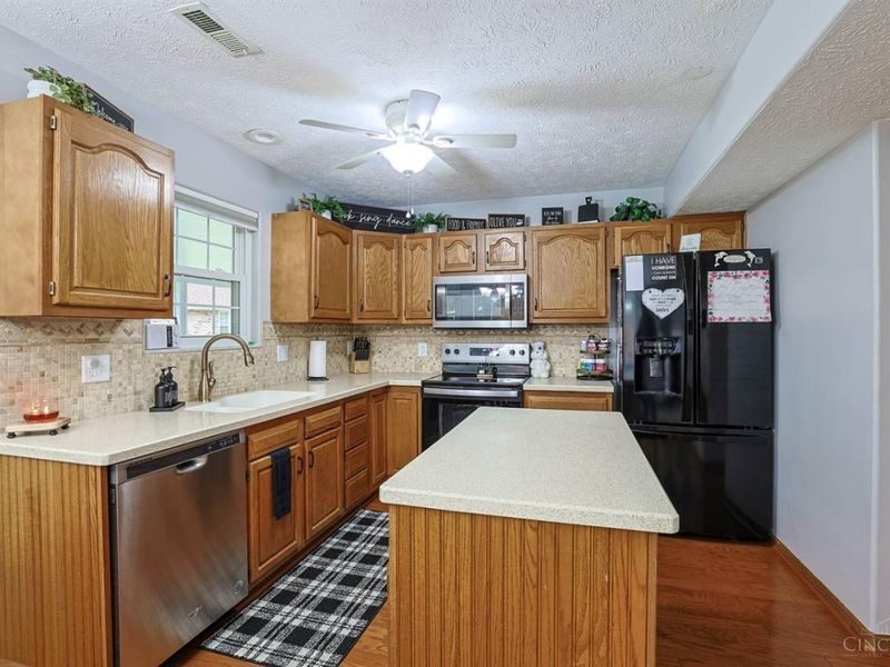 6745 Oakwood Lane, Huber Heights, OH 45424 Photo 14