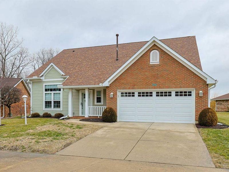 6745 Oakwood Lane, Huber Heights, OH 45424 Photo 2