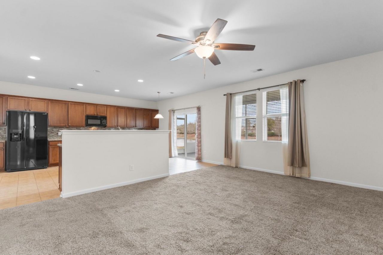 1049 Balmore Dr.  Photo 12