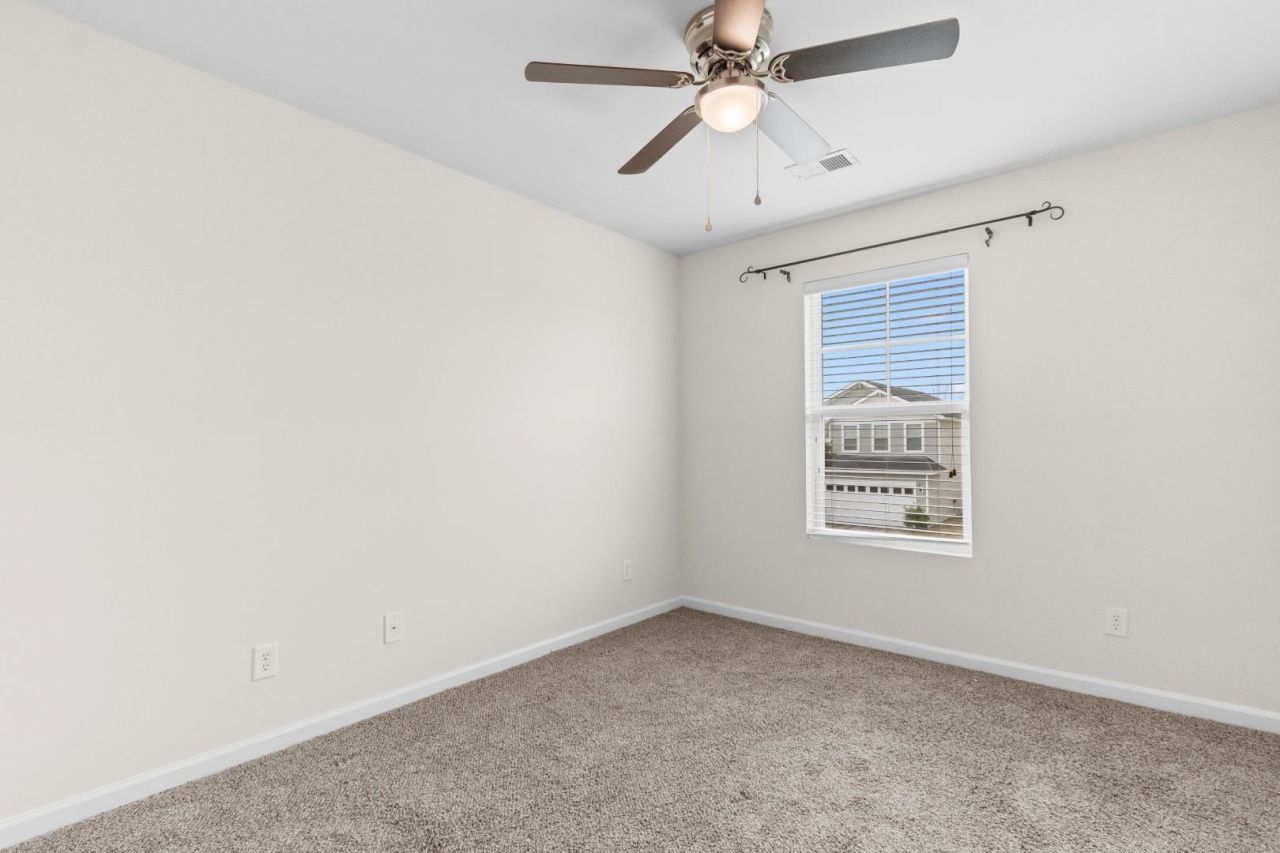 1049 Balmore Dr.  Photo 27