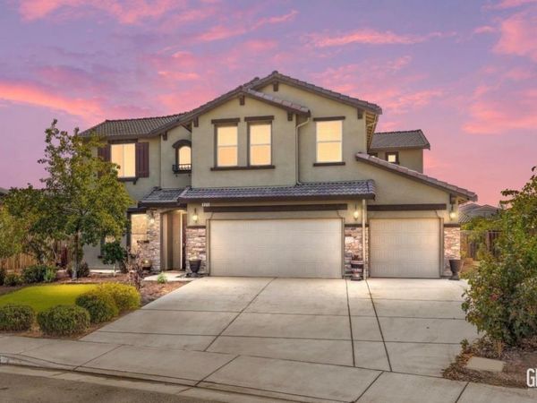 826 Jacob Creek Drive, Bakersfield, CA 93314