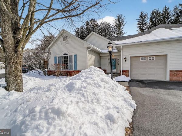 4 EMPRESS COURT, PRINCETON, NJ 08540