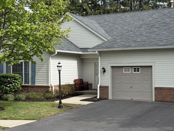 4 EMPRESS COURT, PRINCETON, NJ 08540