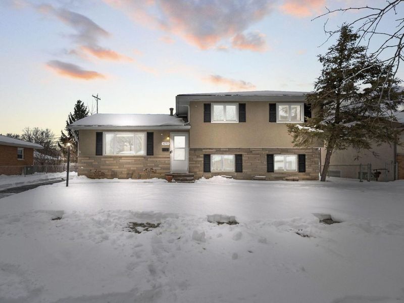 6233 Karl Road, Columbus, OH 43229 Photo 2