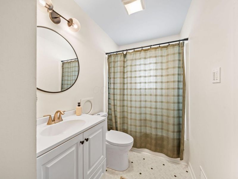 6233 Karl Road, Columbus, OH 43229 Photo 24