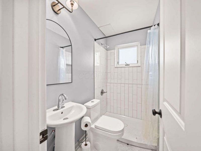 6233 Karl Road, Columbus, OH 43229 Photo 28