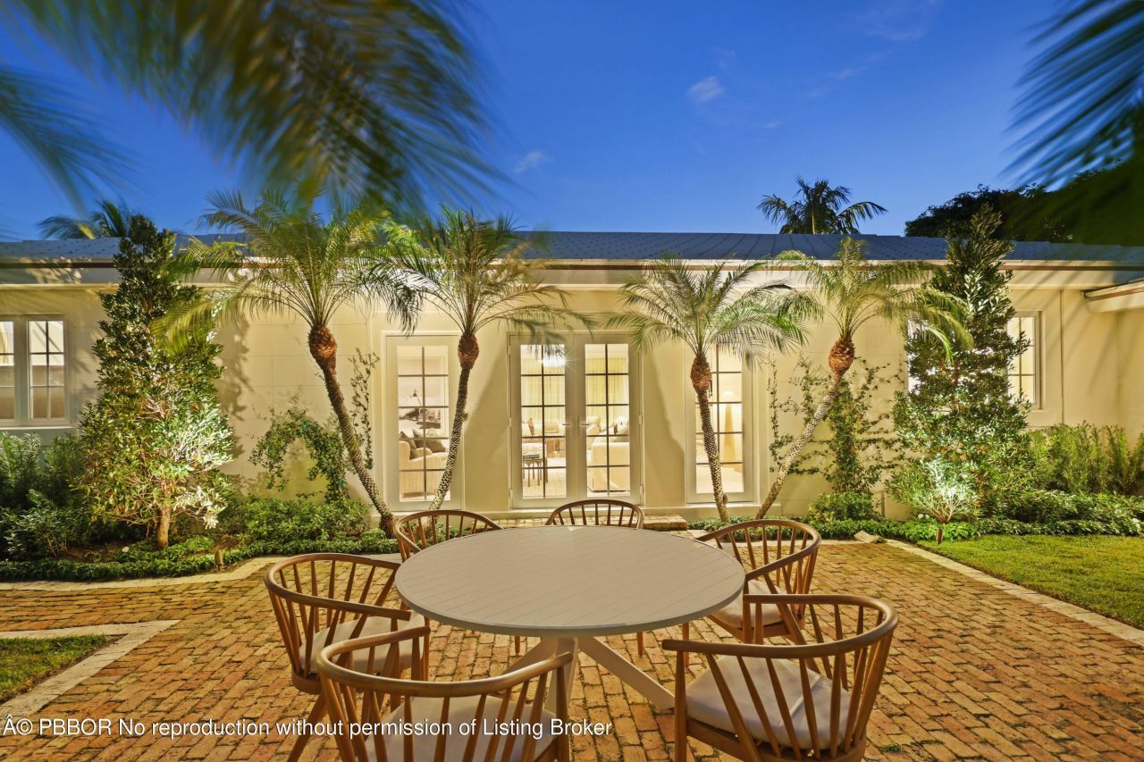 257 Via Linda, Palm Beach, FL 33480 Photo