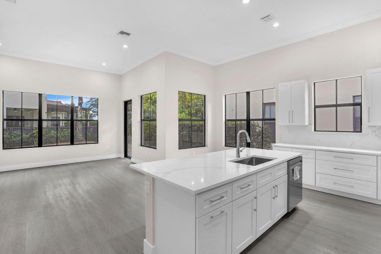 Please Call For Address, Pembroke Pines, FL 33024 Photo