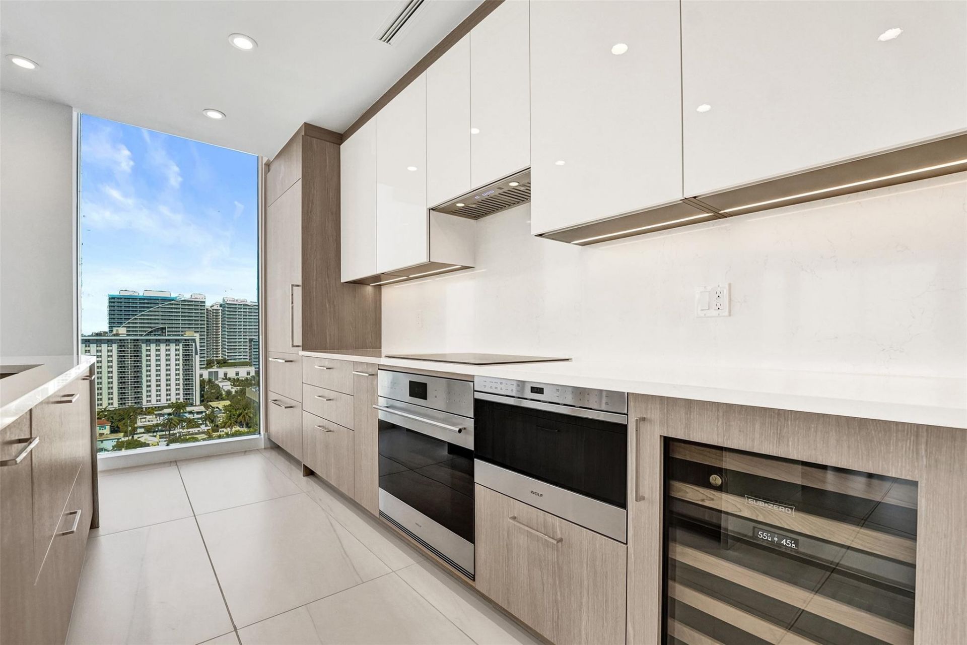 153 N Seabreeze Boulevard, Unit 1204, Fort Lauderdale, FL 33304 Photo