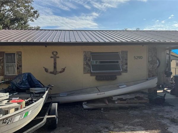 5290 CIRCLE DRIVE, WEEKI WACHEE, FL 34607