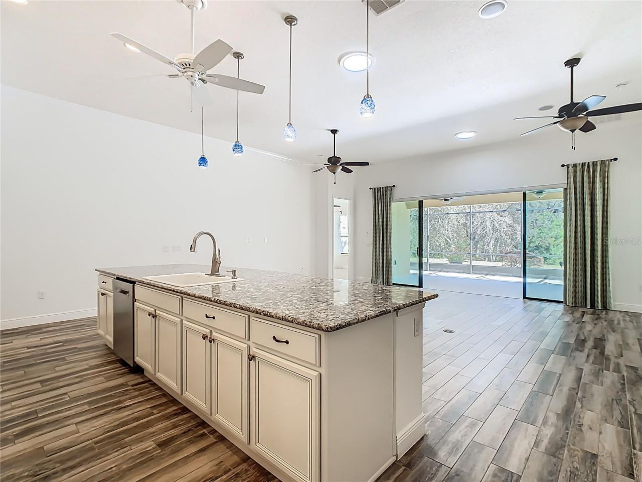 899 Bella Viana Road , Poinciana, FL 34759 Photo