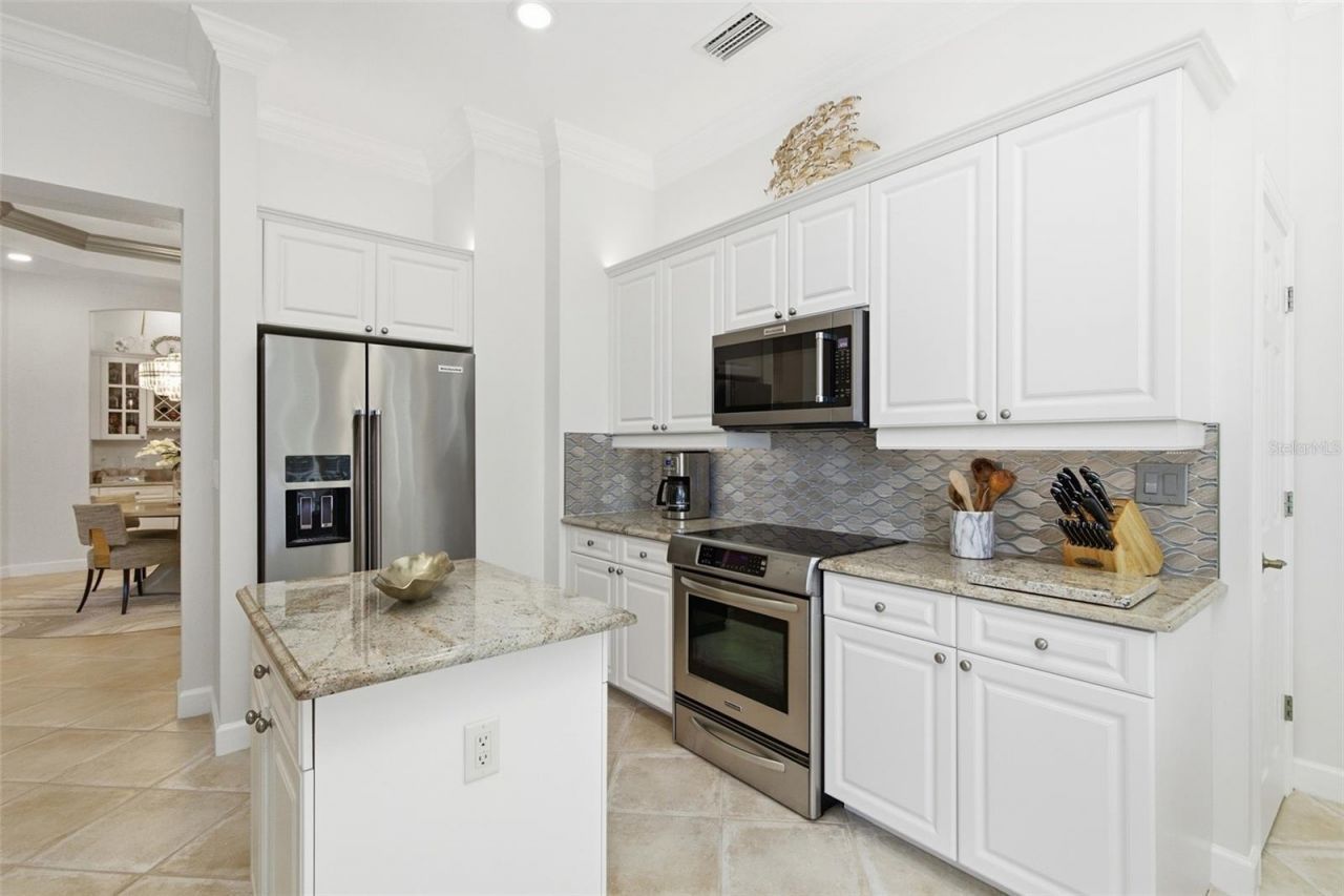 9553 Cypress Hammock Circle, Unit 201, Estero, FL 34135 Photo