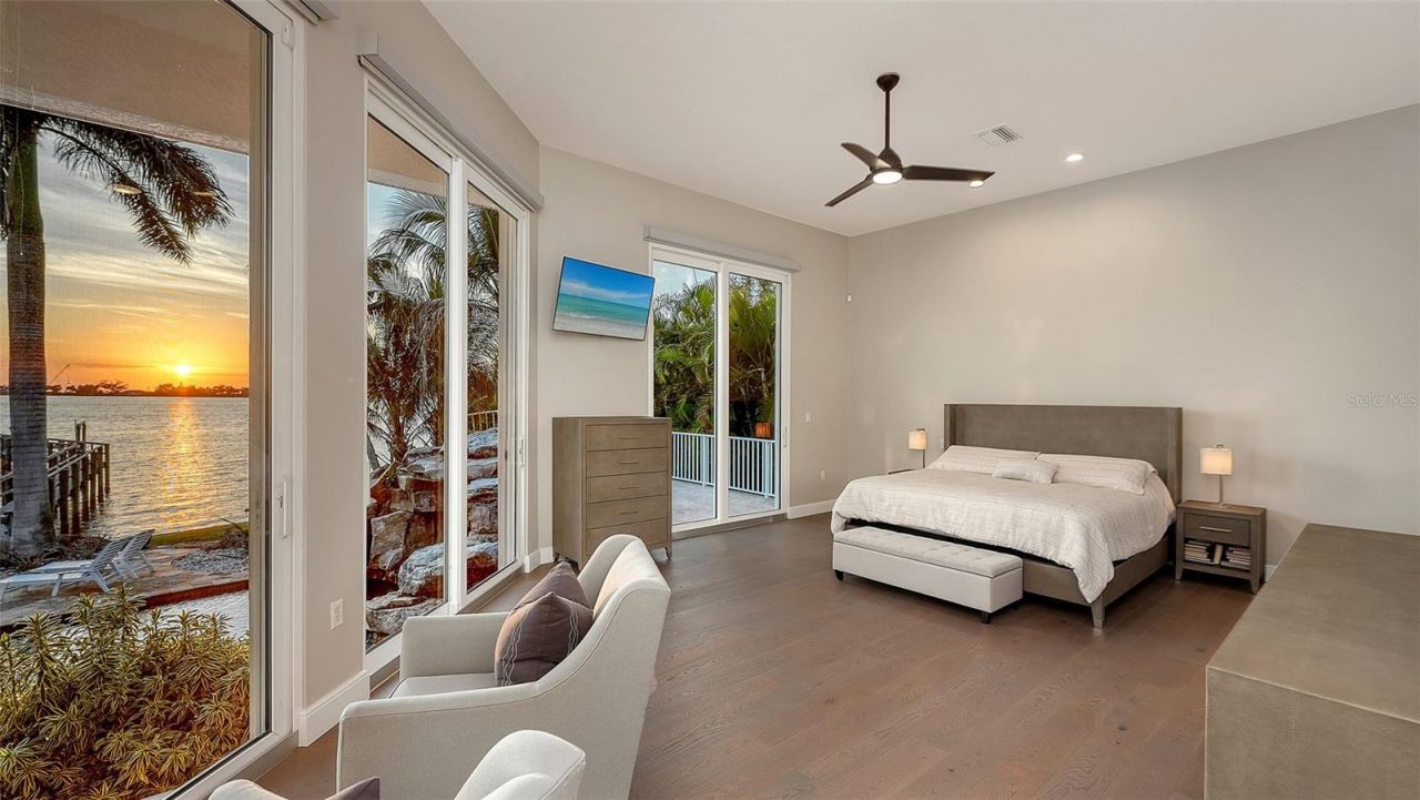 324 Bayshore Drive, Osprey, FL 34229 Photo