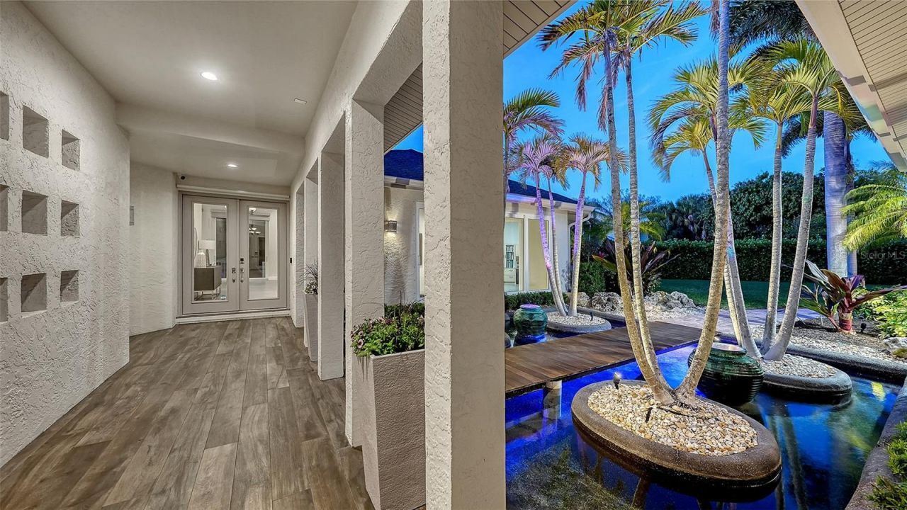 324 Bayshore Drive, Osprey, FL 34229 Photo