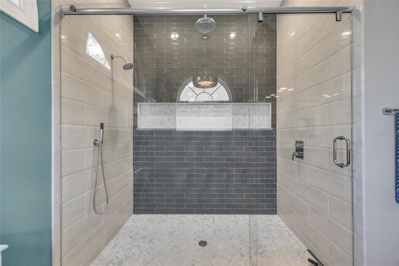 1210 Johns Cove Lane, Oakland, FL 34787 Photo