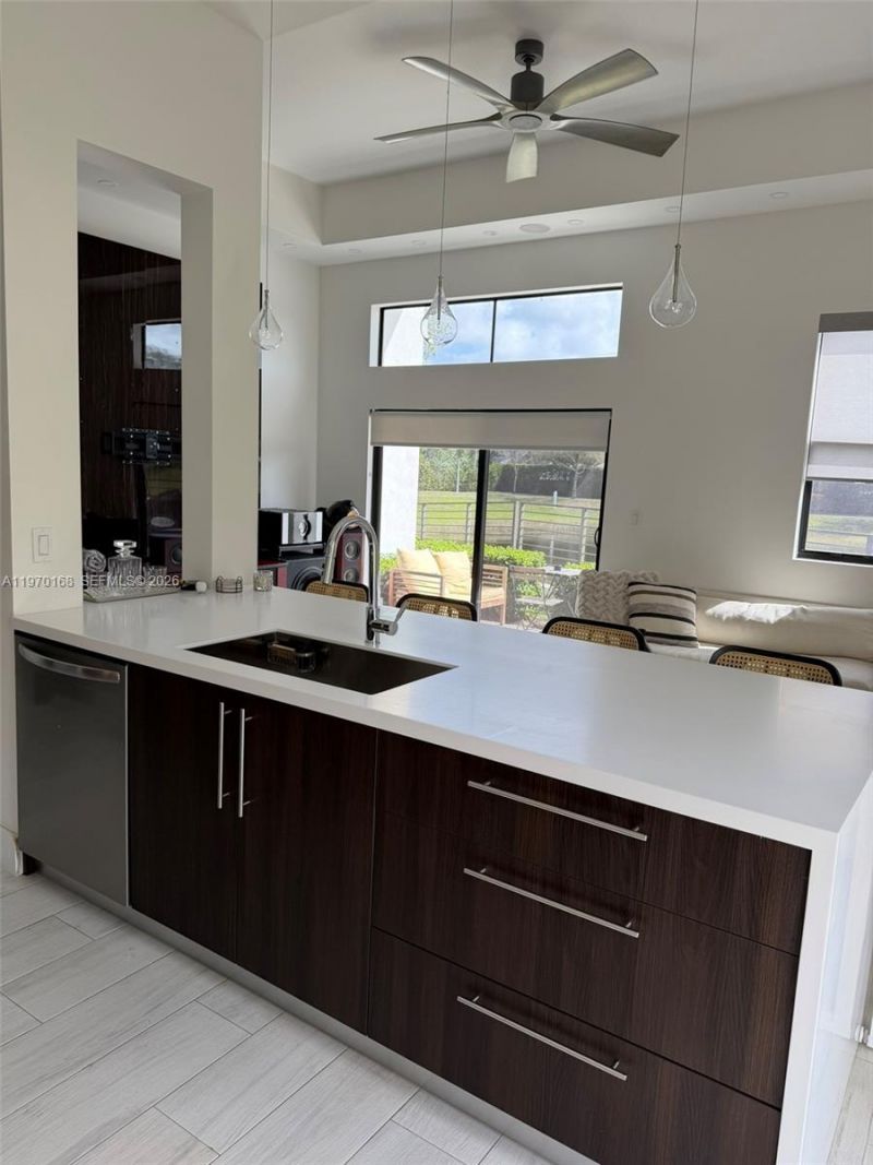 4384 NW 8th Ct , Unit 4384, Plantation, FL 33317 Photo