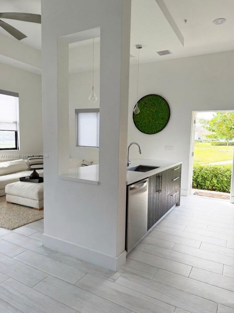 4384 NW 8th Ct , Unit 4384, Plantation, FL 33317 Photo