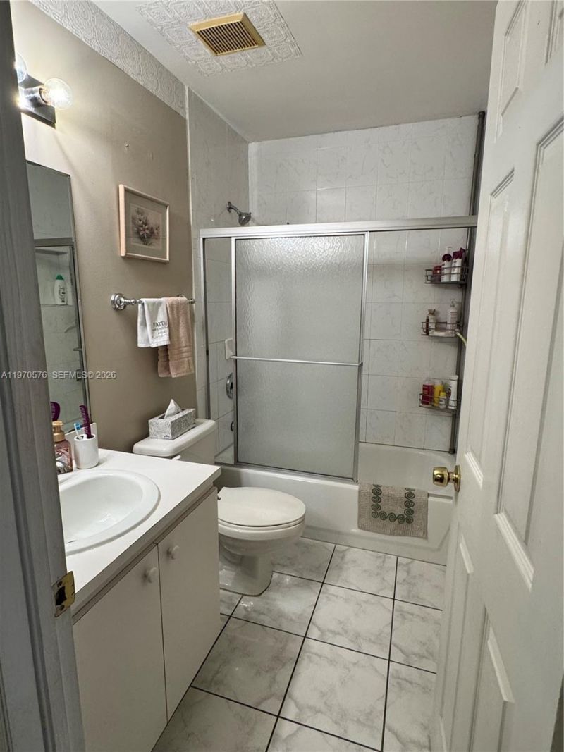 12035 SW 14th St, Unit 108, Miami, FL 33184 Photo