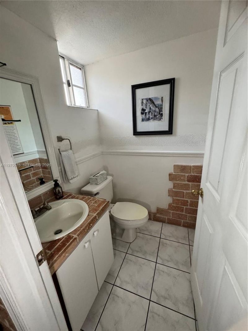 12035 SW 14th St, Unit 108, Miami, FL 33184 Photo