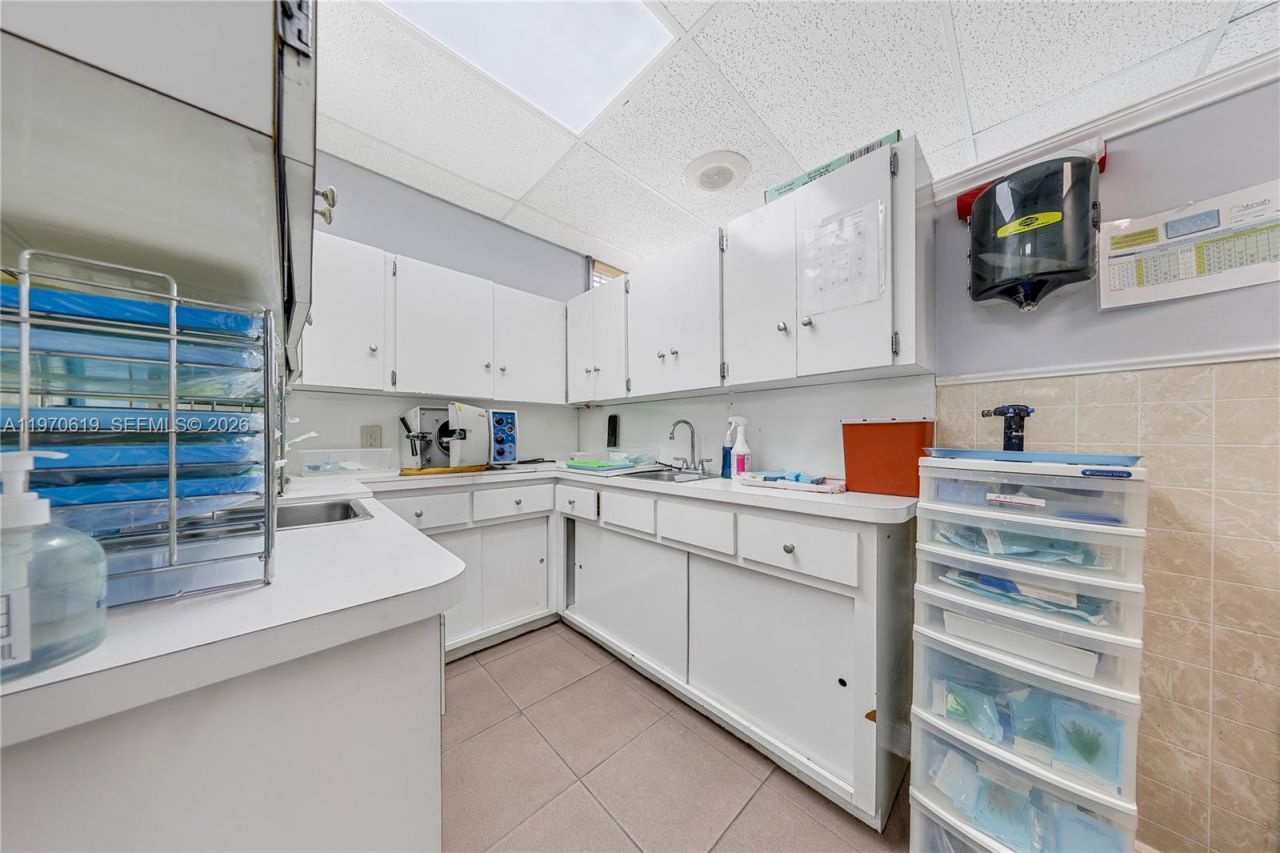 432 NW 12th Ave , Miami, FL 33128 Photo