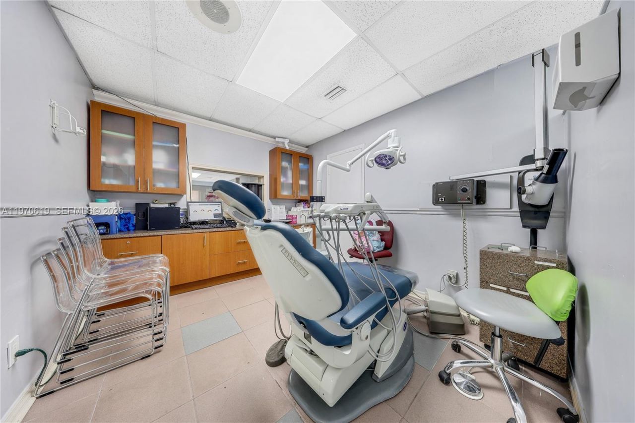 432 NW 12th Ave , Miami, FL 33128 Photo