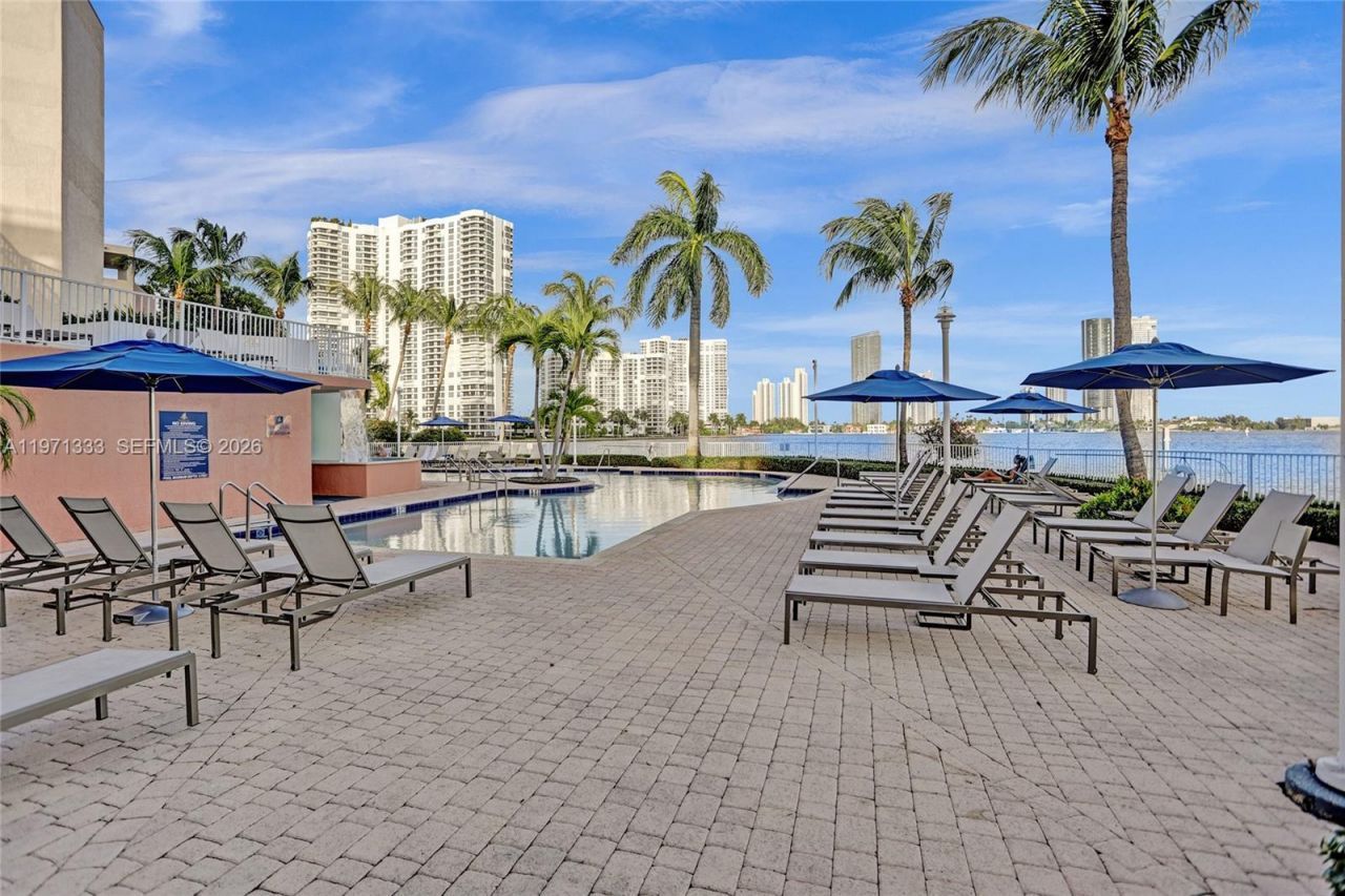 3370 Hidden Bay Dr , Unit 1009, Aventura, FL 33180 Photo