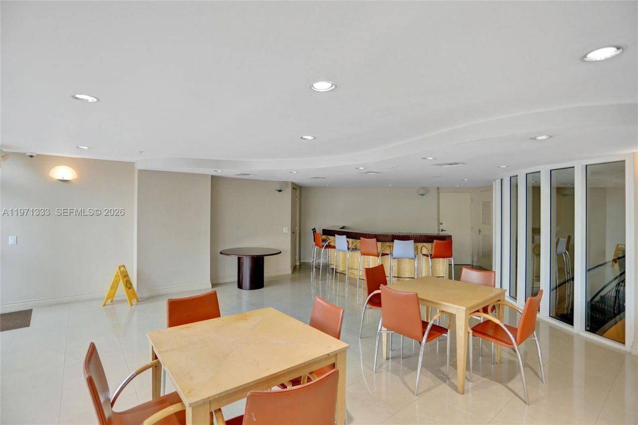 3370 Hidden Bay Dr , Unit 1009, Aventura, FL 33180 Photo