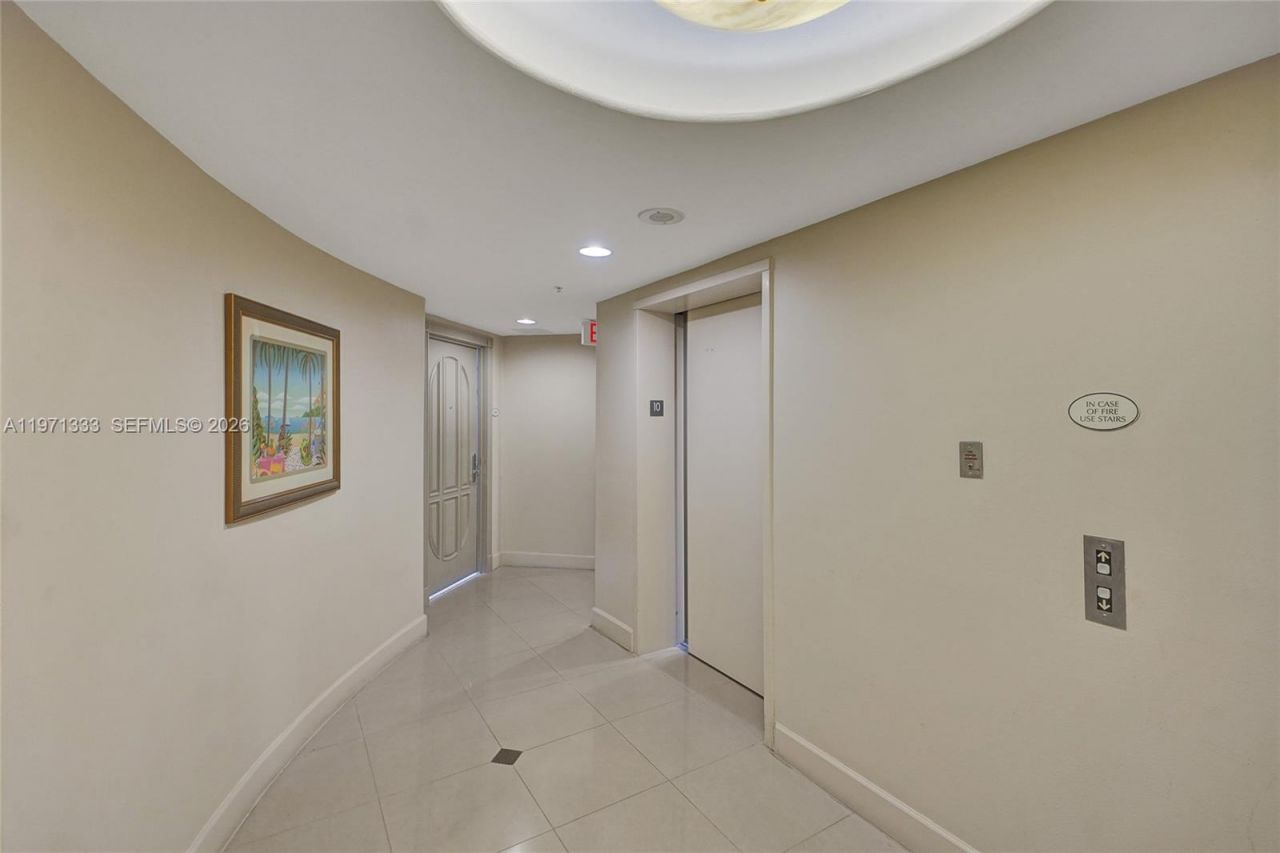 3370 Hidden Bay Dr , Unit 1009, Aventura, FL 33180 Photo