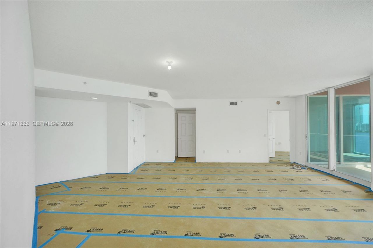 3370 Hidden Bay Dr , Unit 1009, Aventura, FL 33180 Photo