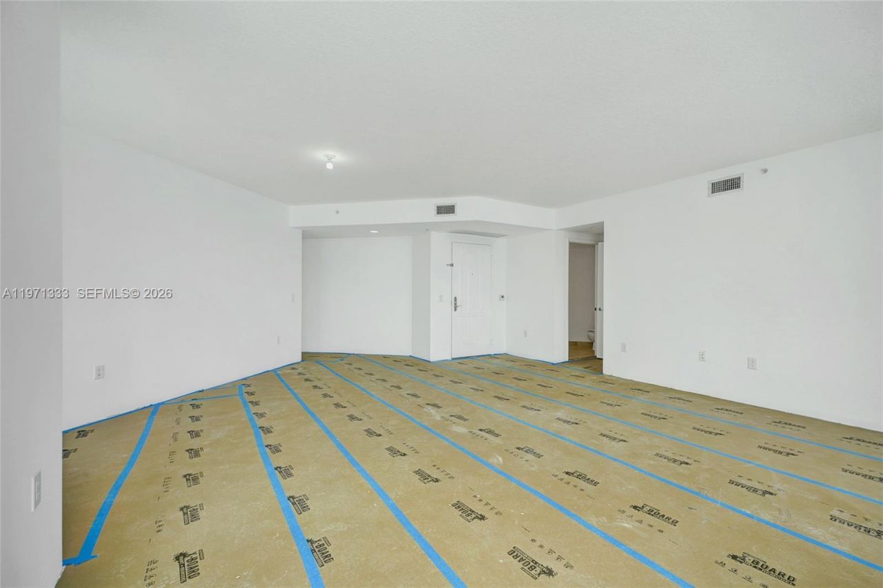 3370 Hidden Bay Dr , Unit 1009, Aventura, FL 33180 Photo