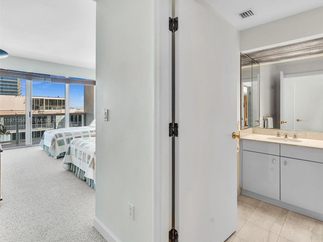 10101 Collins Ave, Unit 18C + CABA, Bal Harbour, FL 33154 Photo