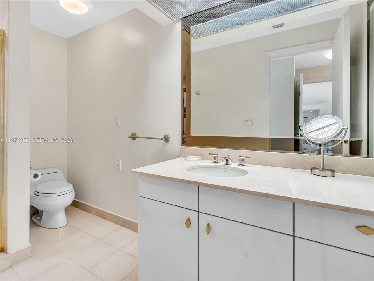 10101 Collins Ave, Unit 18C + CABA, Bal Harbour, FL 33154 Photo