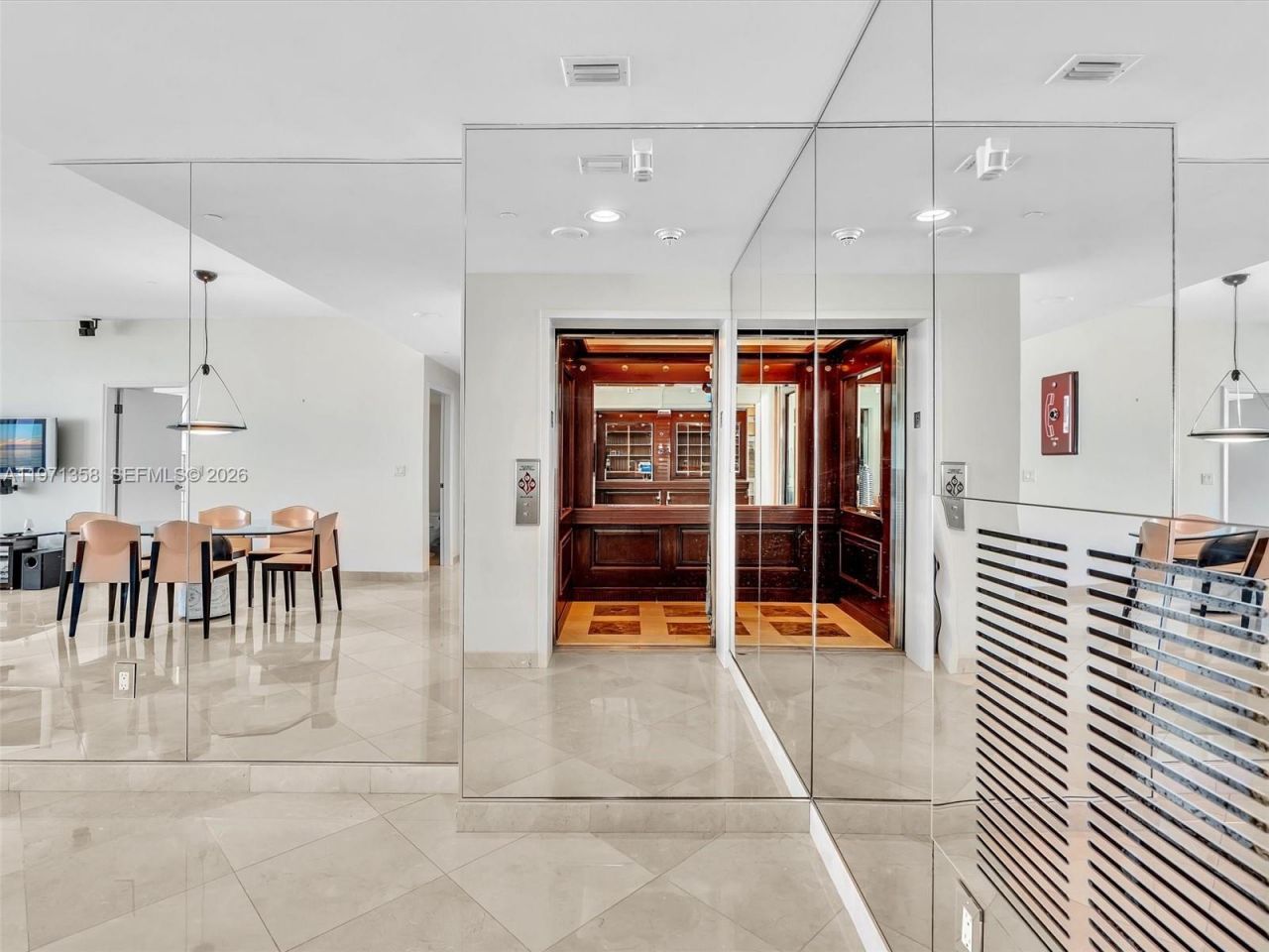 10101 Collins Ave, Unit 18C + CABA, Bal Harbour, FL 33154 Photo