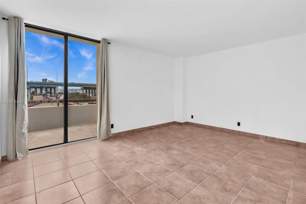 19355 Turnberry Way, Unit 3J, Aventura, FL 33180 Photo