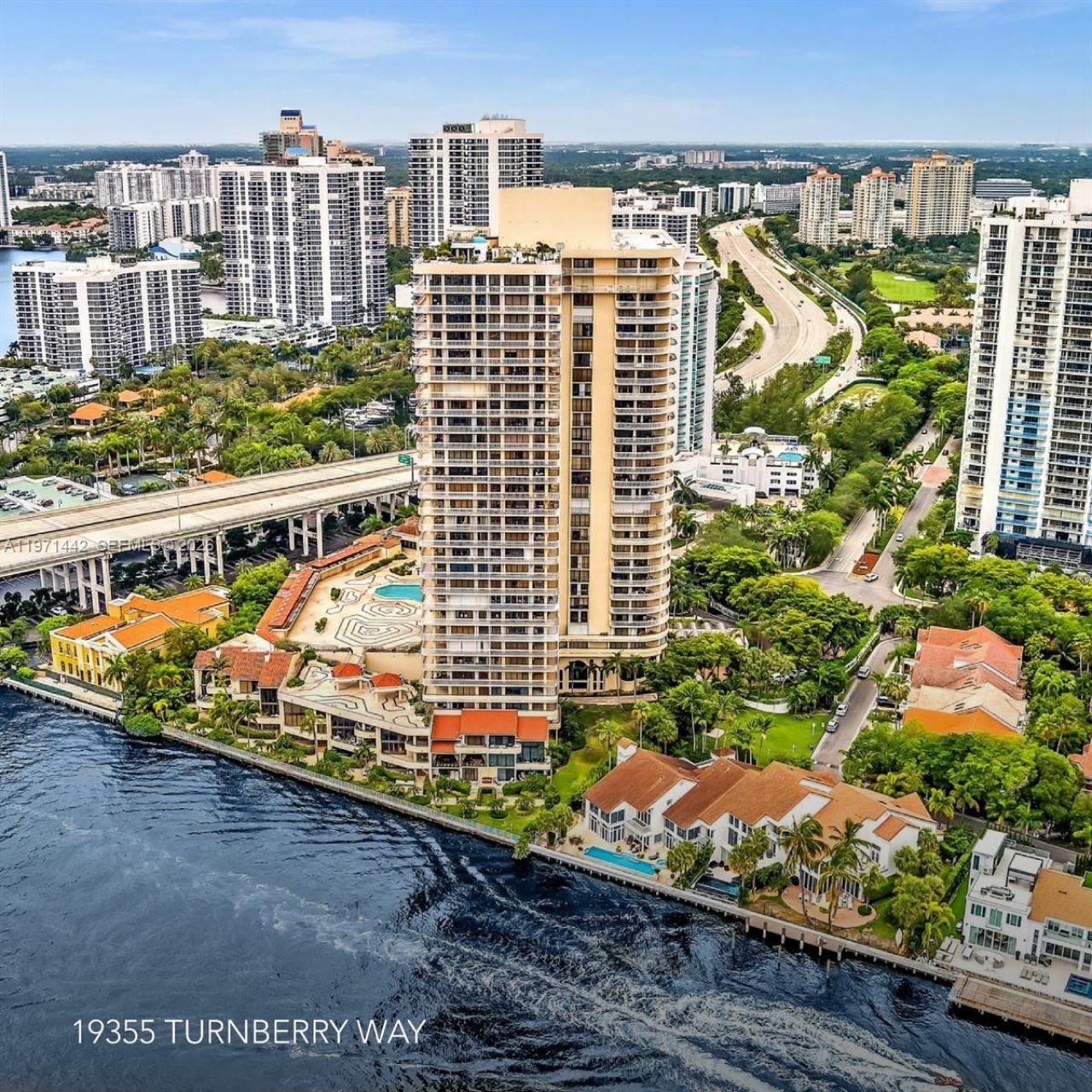 19355 Turnberry Way, Unit 3J, Aventura, FL 33180 Photo