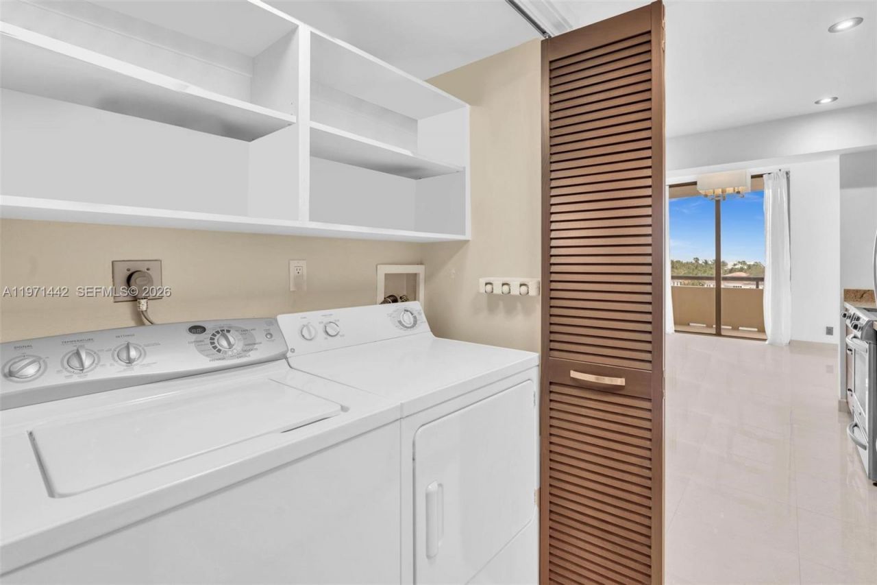 19355 Turnberry Way, Unit 3J, Aventura, FL 33180 Photo