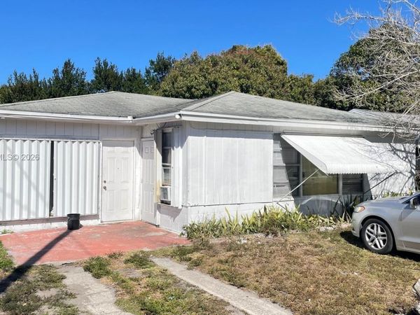 2908 Dunbar St, Fort Pierce, FL 34947