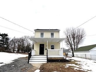 63 LINWOOD AVENUE Williamstown, NJ 08094