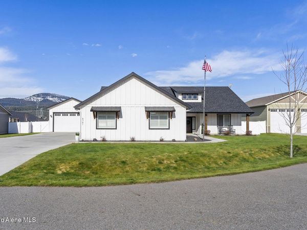 8781 W Seed Loop, Rathdrum, ID 83858