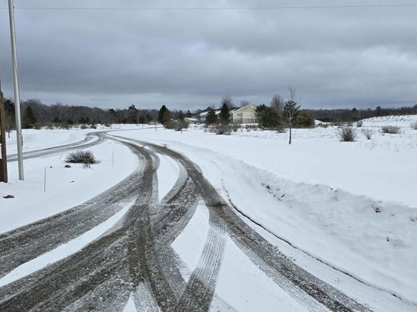 V/L 1.85 A Country Village Lane, Roscommon, MI 48653