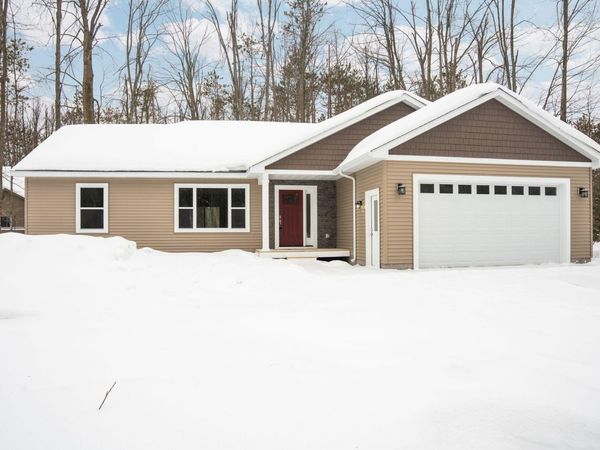 6562 Pebble Beach Drive, Gaylord, MI 49735