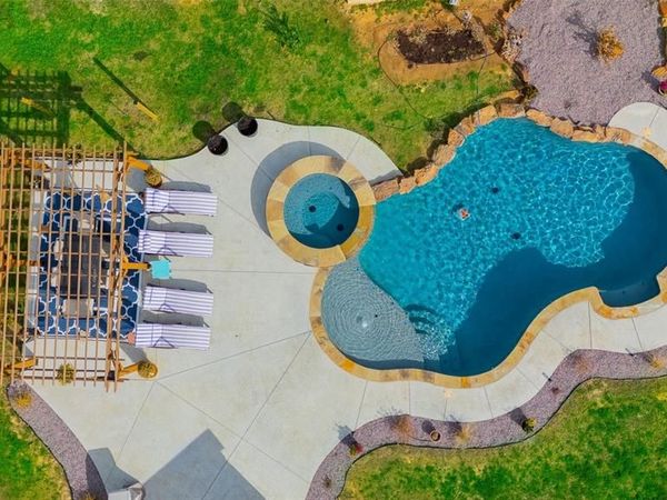 289 Blackjack Road, Valley View, TX 76272