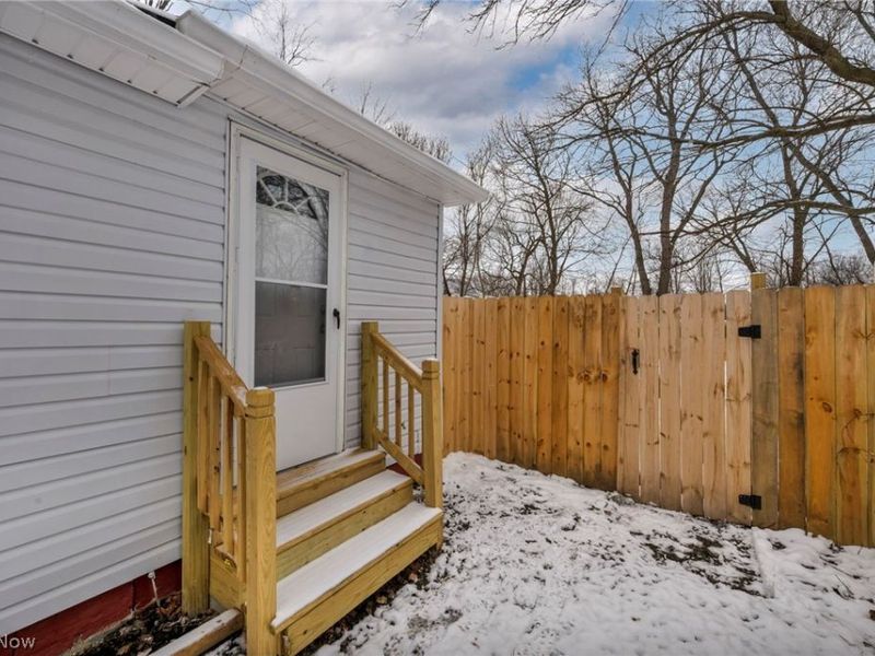 491 E 39th Street, Lorain, OH 44055 Photo 34