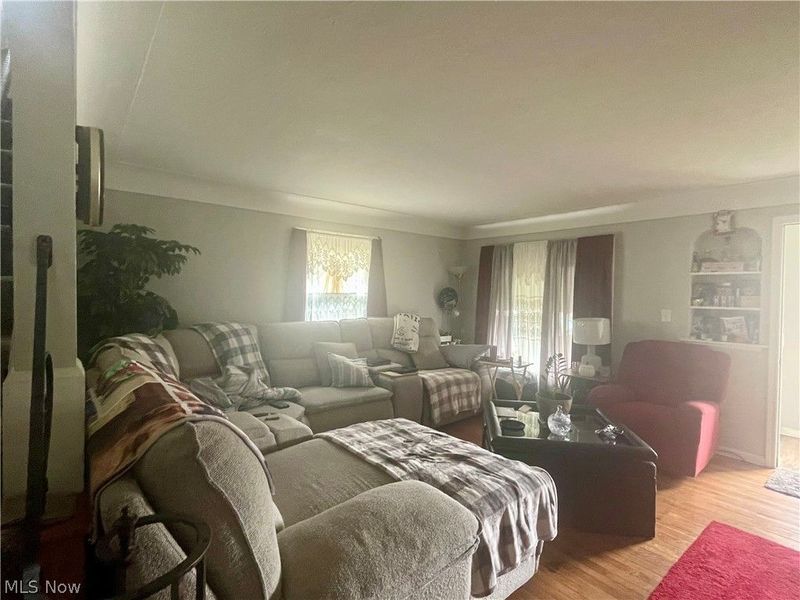 11511 Bradwell Road, Garfield Heights, OH 44125 Photo 6