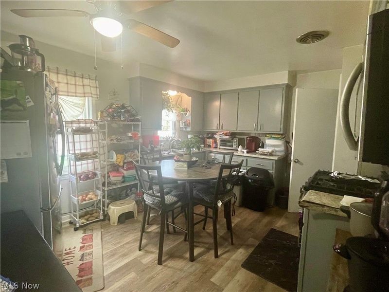 11511 Bradwell Road, Garfield Heights, OH 44125 Photo 8