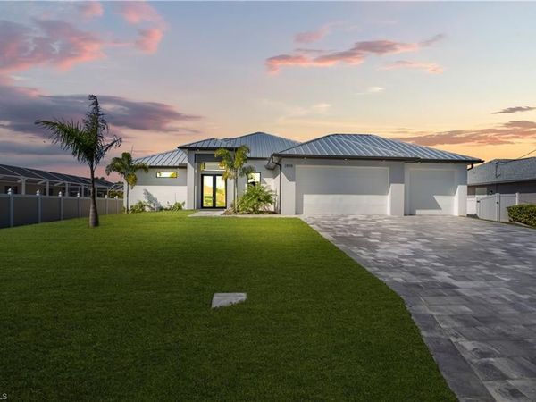 2858 SW 25th PL , CAPE CORAL, FL 33914