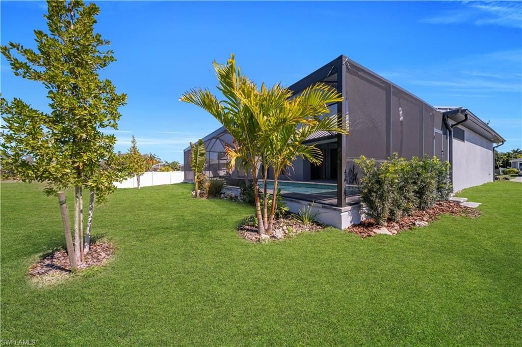 2858 SW 25th Pl, Cape Coral, FL 33914 Photo