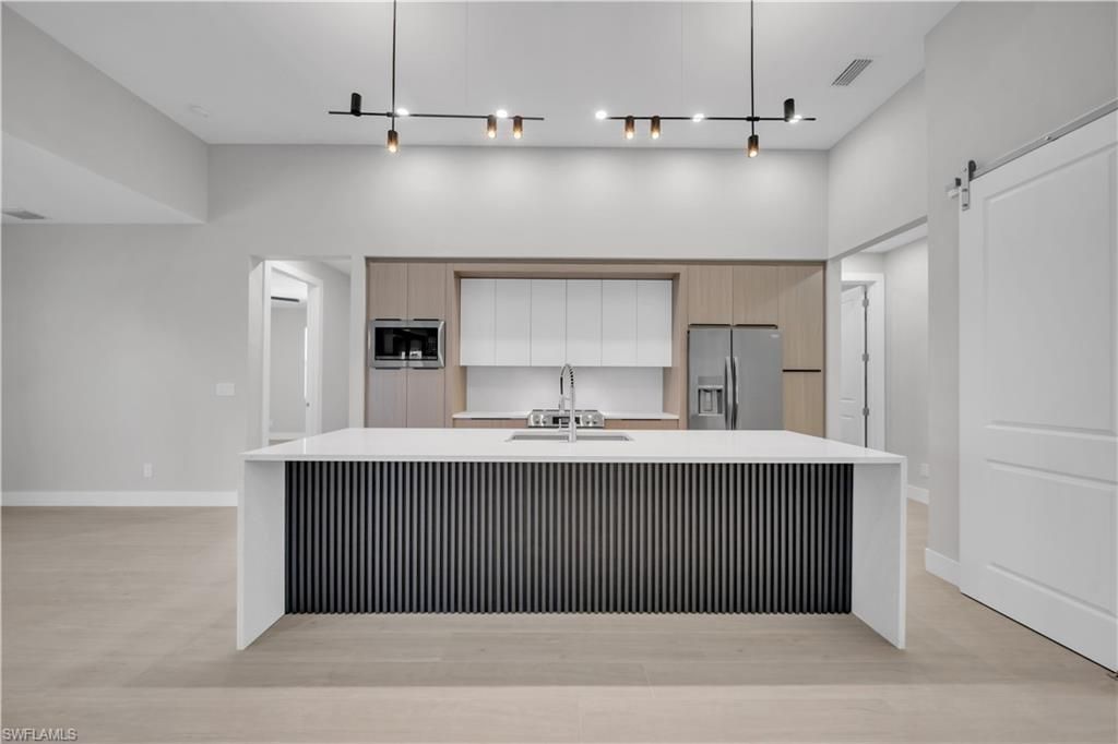 2858 SW 25th Pl , Cape Coral, FL 33914 Photo